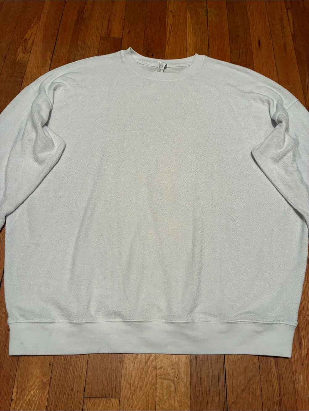 ALO Yoga The SoHo Crew Pullover in Ivory White, Women’s size Large